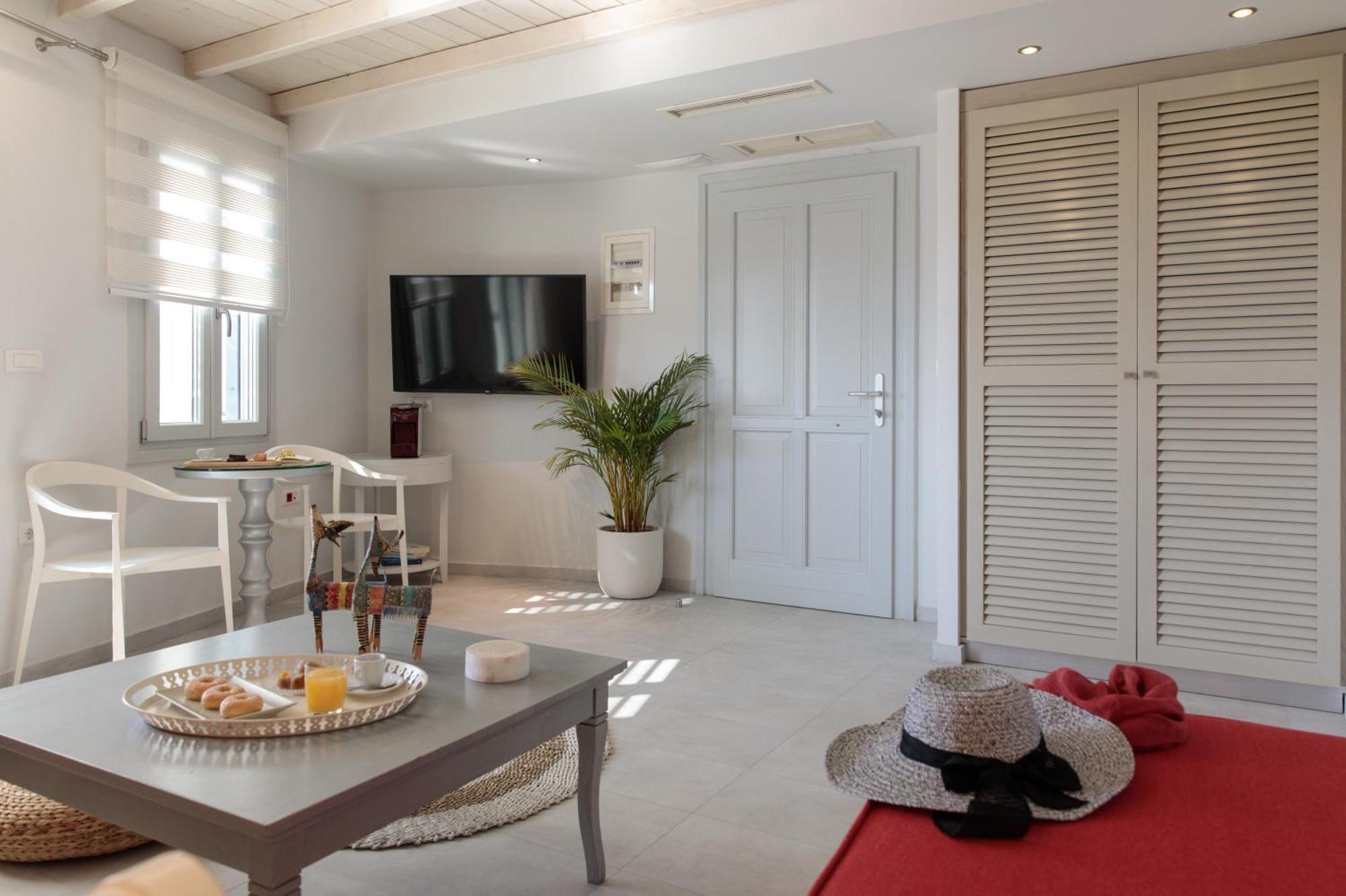 Iria Beach Art Hotel Agia Anna  Quarto foto